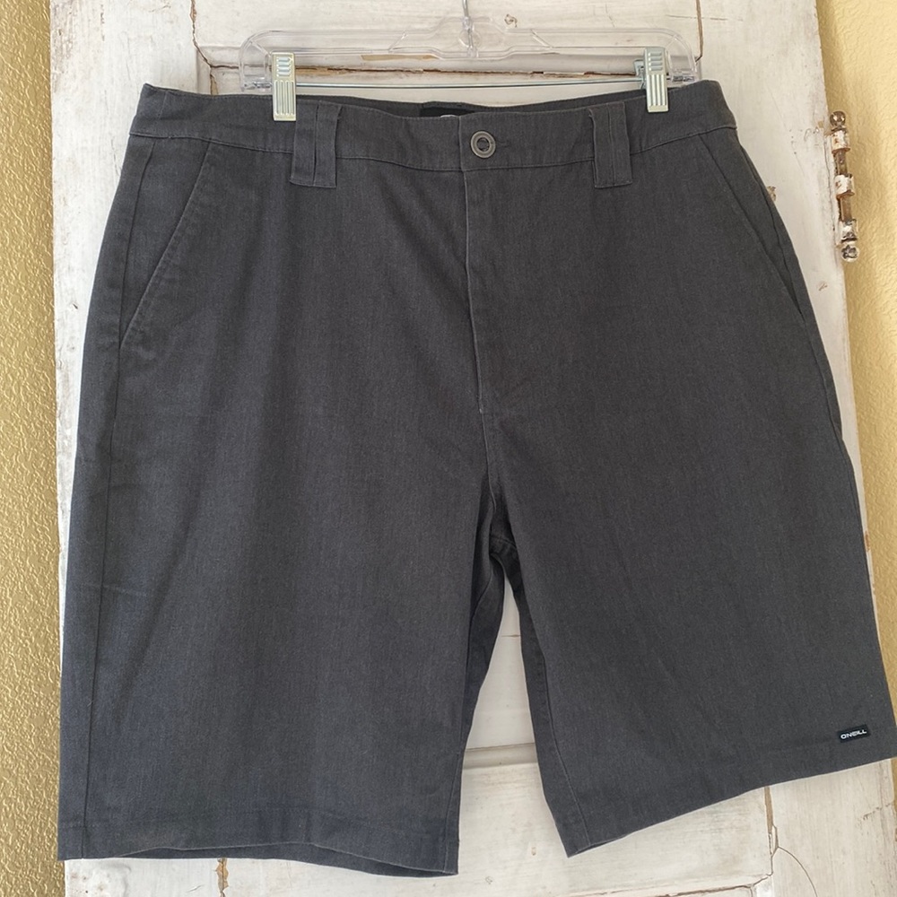 Men’s O’Neill standard fit grey shorts Sz36 waist